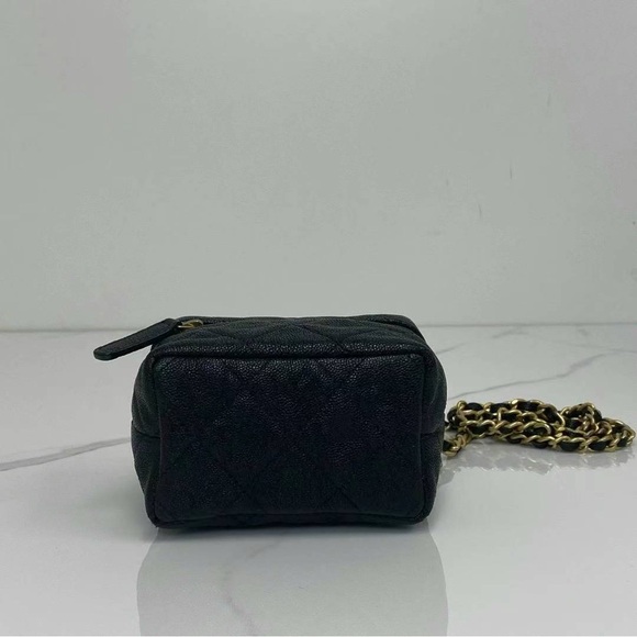 Chanel mini vanity - most popular style - Picture 4 of 5